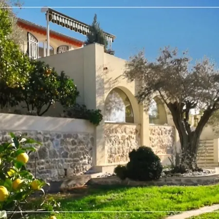 Provencal Parenthesis Antibes